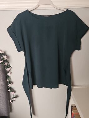 Moss & Spy Dark Teal Short Sleeve Side Tie Blouse